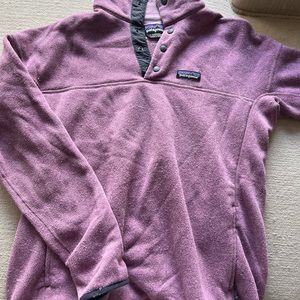 Purple Patagonia pull over
